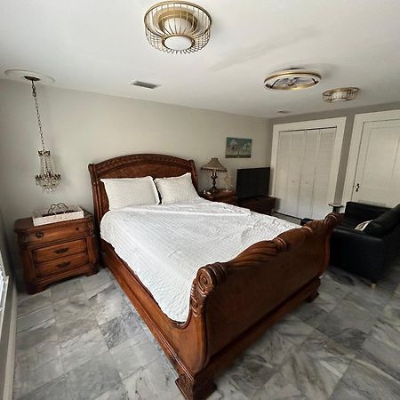 Stylish Bungalow Near Dining, Parks & Entertainment Jacksonville Exterior foto